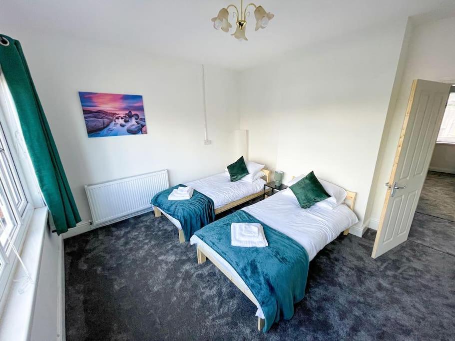 Perfect For Contractors & Families! 7 Beds Free Parking Daire Birmingham Dış mekan fotoğraf