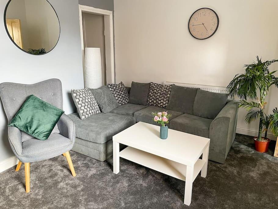 Perfect For Contractors & Families! 7 Beds Free Parking Daire Birmingham Dış mekan fotoğraf