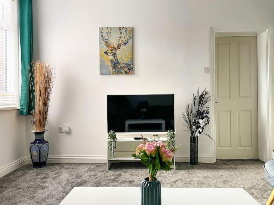 Perfect For Contractors & Families! 7 Beds Free Parking Daire Birmingham Dış mekan fotoğraf